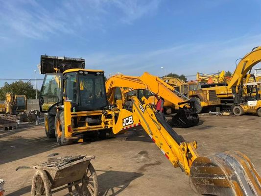 JCB 4CX ECO chargeuse de remorqueuse d'occasion durable pour la construction