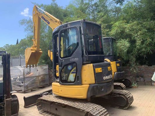 Utilisé PC50MR-2 Komatsu Mini Digger Cabine fermée pour le chantier de construction