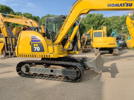 Excavateur japonais d'occasion Komatsu PC70-8 Excavateur de type rampant