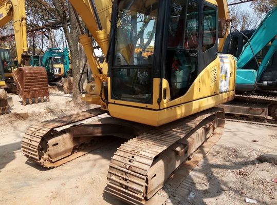 Couleur d'origine Excavatrice utilisée Komatsu PC240-8 Excavatrice utilisée Crawler