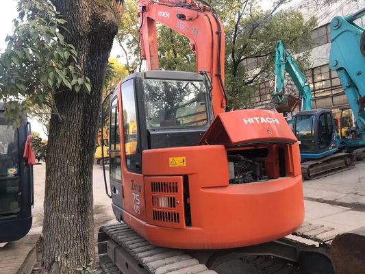 Excavatrice utilisée au Japon ZX75US-3 Excavatrice Hitachi Crawler économe en énergie