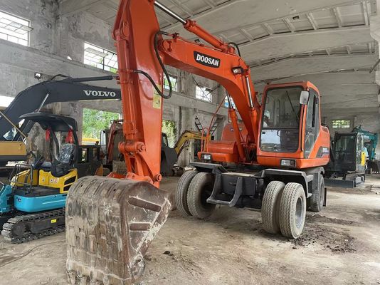 Excavateur à roues à commande intelligente DH150W-7 Excavateur à roues Doosan 2012 Année