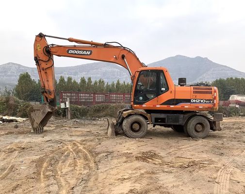 Couleur originale Excavateur à roues Doosan DH210W-7 en bon état/Excavateur à roues Doosan à vendre