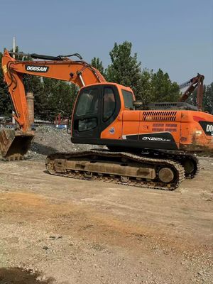 Couleur d'origine Utilisé Excavateur Doosan DX225LC-9C en excellent état