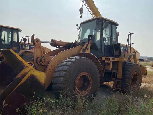 966H Couleur originale Chargeur à roues Caterpillar d'occasion En bon état