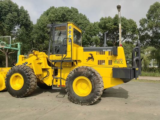 Chargeur à roues d'occasion japonais Komatsu WA320-3 Chargeur avant d'occasion
