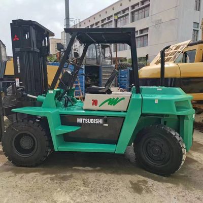 7 tonnes de chariot élévateur Mitsubishi FD70