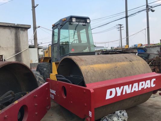 Roulant routier suédois d'occasion polyvalent CA301D sed Dynapac