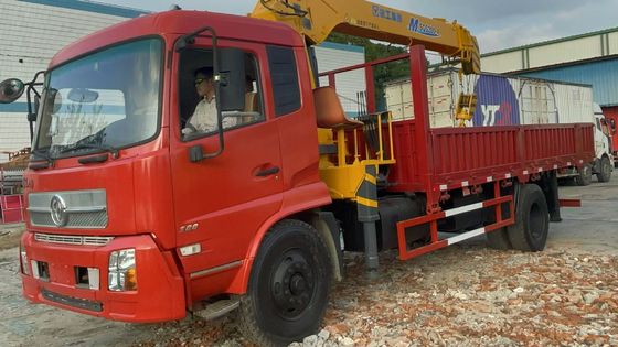 8 tonnes XCMG SQS200-4 camion monté grue d'occasion avec camion DongFeng 2019 année