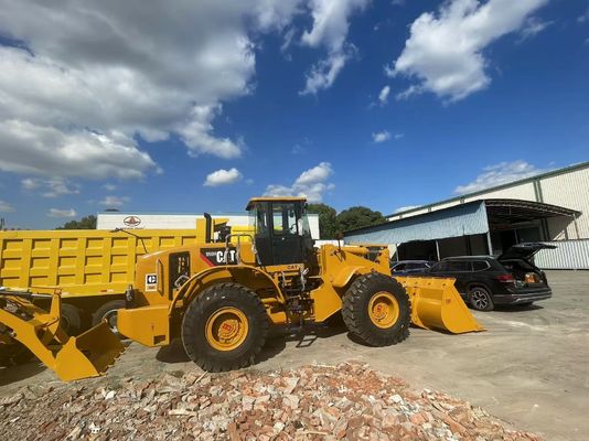 CAT 950H Chargeur à roues d'occasion sur chantier de construction Chargeur avant utilisé en Afrique