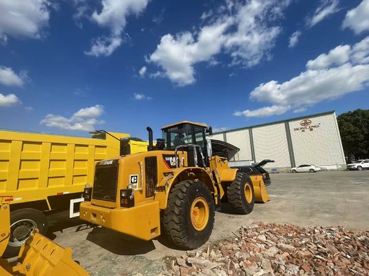 CAT 950H Chargeur à roues d'occasion sur chantier de construction Chargeur avant utilisé en Afrique