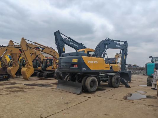 Vente à chaud de Volvo EW170BLC à roues usagées en Amérique du Sud