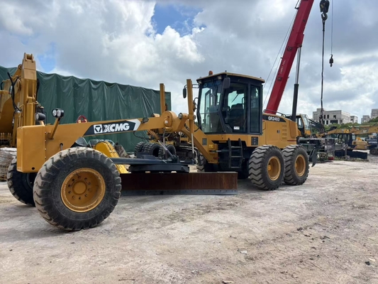 Excellent état utilisé XCMG GR2403 Motor Grader avec Ripper hydraulique à vendre