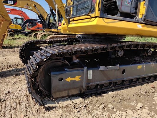 Excellent état, une excavatrice Komatsu PC360-7 d'occasion, originaire du Japon.