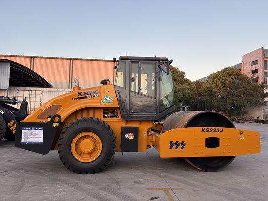 Compacteur monocylindre XCMG XS223J, fonctionnement facile et bon état