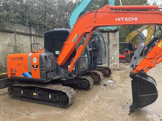 Originale japonaise utilisée Hitachi ZX60 Mini Excavateur à rouleaux avec pouce hydraulique